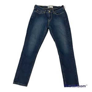 Womens Levi’s skinny jeans size 8 style Curvy